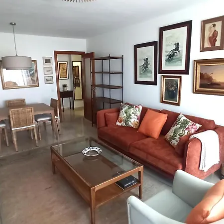 Los Corales Apartment *